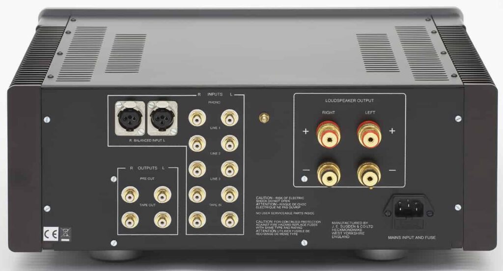 Connectique arrière Sugden IA-4 entrée XLR et phono MM intégrée