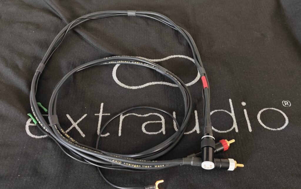 Câbles RCA haute fidélité Van Den Hul D 501 Silver Hybrid – Paire TAC vers RCA 1m, câbles audio hi-fi premium pour platine vinyle, DAC et amplificateur