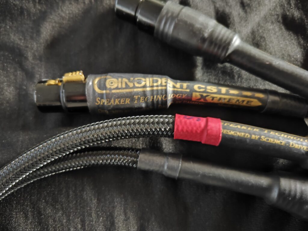 Câbles XLR Coincident Série Spéciale 100 Paires Shotgun – câbles de modulation audiophiles haut de gamme en édition limitée.