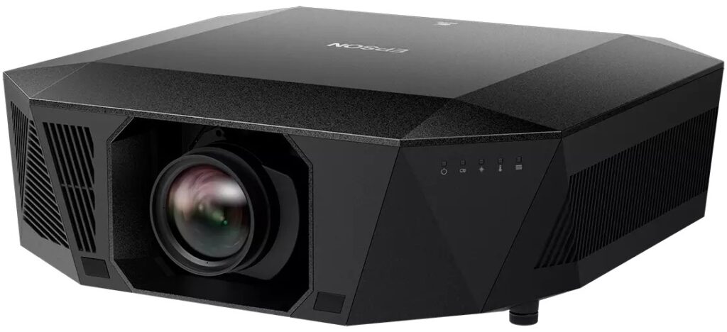 Projecteur Home Cinéma Epson EH-LS3000 – projecteur laser 4K ultra courte focale installé dans un salon haut de gamme par SON HD SALON PRIVÉ.