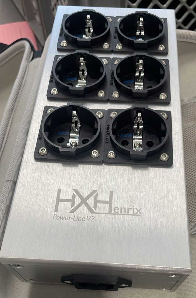 HX Power Line V2 Barrette secteur HIFI trés haut de gamme _ SON HD SALON PRIVE