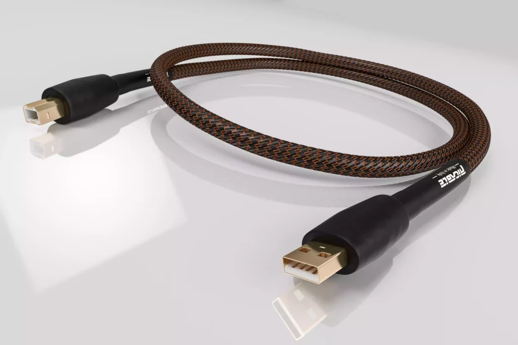 Câble Ricable série MAGNUS. Câble numérique USB. Ce câble USB haut de gamme améliore considérablement votre système hifi.AC