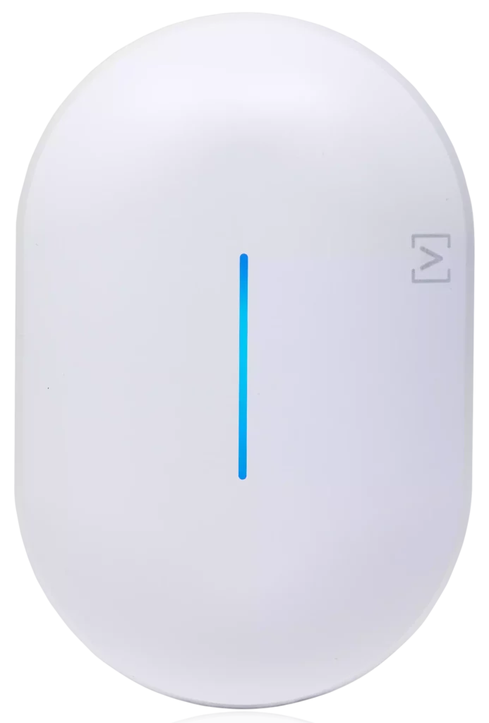 Borne de point d'accès WiFi professionnel Alta Labs, design épuré blanc pour plafond ou mur, vue de face.