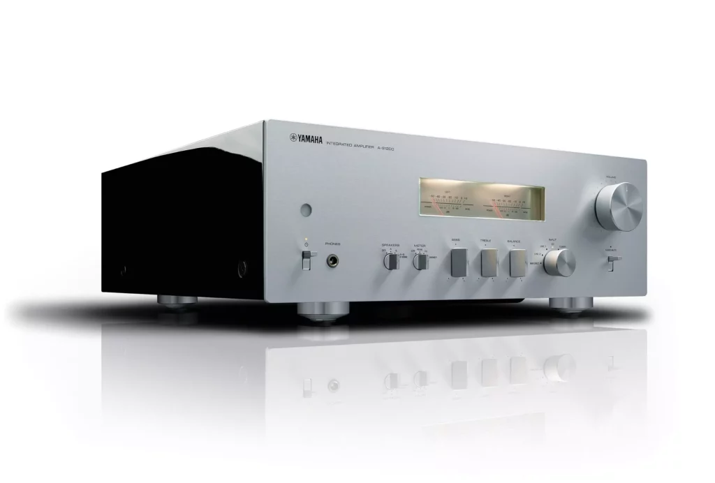 Amplificateur intégré Yamaha A-S1200 – Design classique, performance audiophile et musicalité naturelle