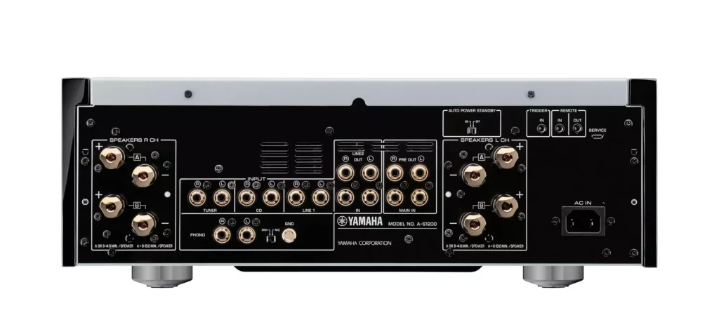 Amplificateur intégré Yamaha A-S1200 – Design classique, performance audiophile et musicalité naturelle