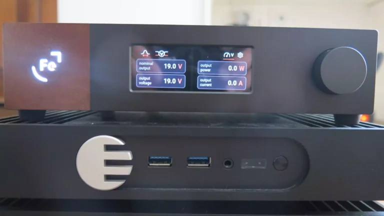 Alimentation Ferrum Hypsos avec câble spécial