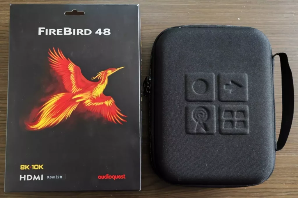 Câble HDMI AudioQuest FireBird 48 0,6 m haut de gamme avec connecteurs argent et module DBS.