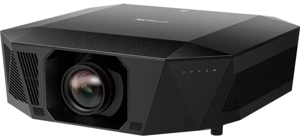 Epson EH-QL7000, vidéoprojecteur home cinéma 4K Pro-UHD offrant une image lumineuse, précise et immersive pour votre salle de projection.