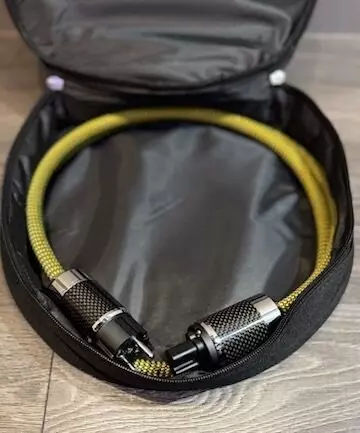 Câble secteur HX Ultimate Cuivre Argent – câble audiophile haut de gamme fabriqué en Suisse pour une restitution sonore exceptionnelle