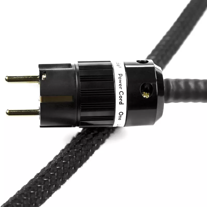 Câble d'Câble d'alimentation électrique prise Schuko IEC Haute fidélité HI blindé Extraudio Trés haut de gamme Power Twoo 2alimentation électrique Haute fidélité HI blindé Extraudio Trés haut de gamme Power One 1 Traitement du courant électrique