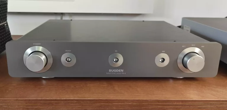 Préamplificateur phono Sugden Masterclass PA4
