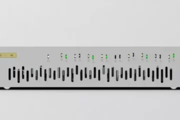 Switch audiophile SOtM sNH-10G avec ports réseau et indicateurs LED en façade
