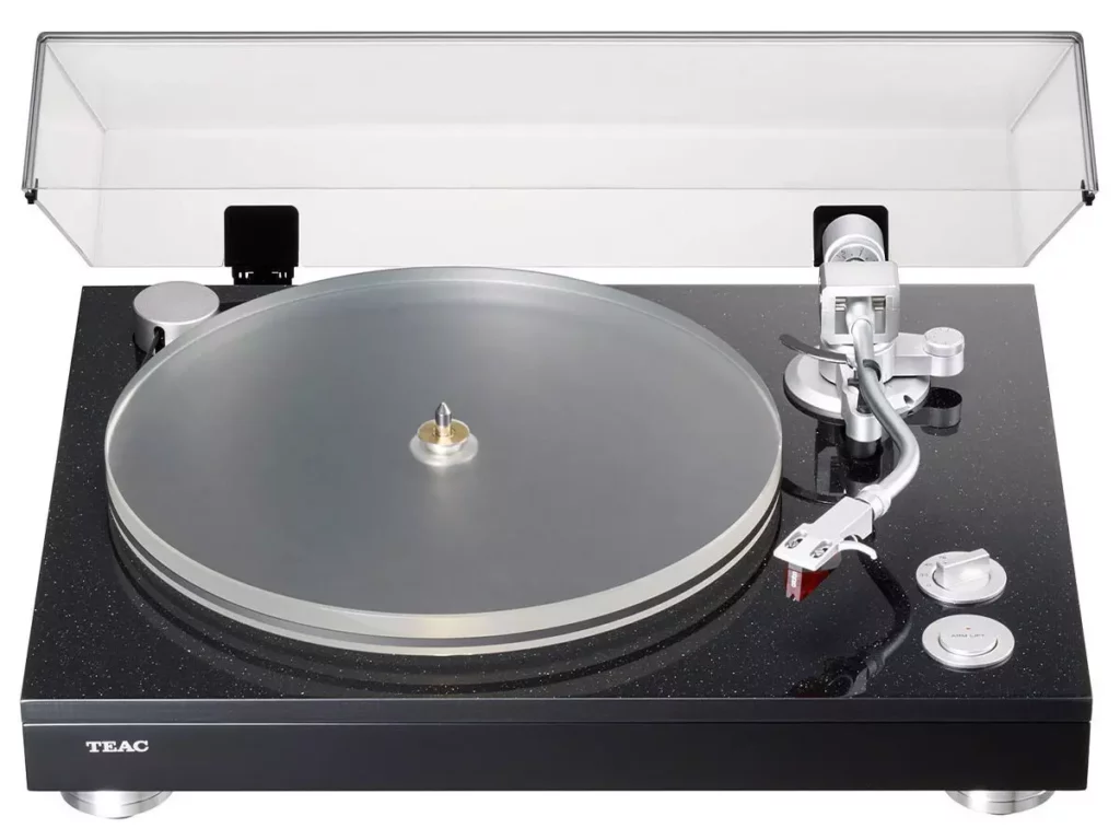 Platine vinyle haut de gamme TEAC TN-5BB avec plateau acrylique de 20 mm, vue de face.