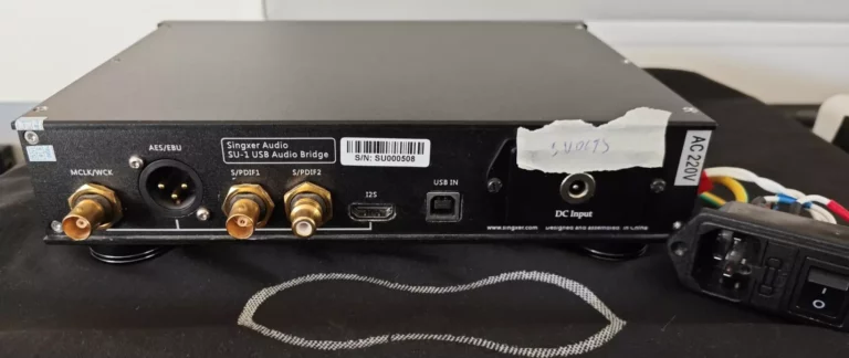 Convertisseur USB SPDIF AES I2S Singxer SU-1 avec alimentation externe et régulateurs Sparkos