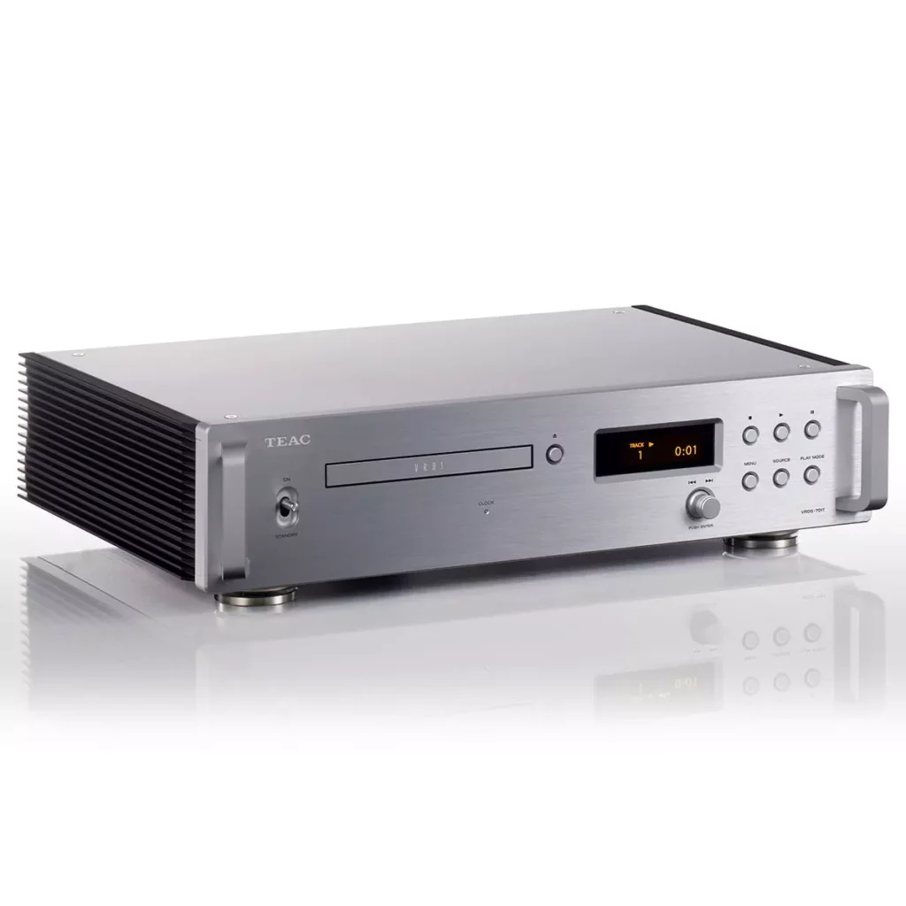 Transport CD audiophile de précision TEAC VRDS-701T, châssis en aluminium noir massif, vue de face.