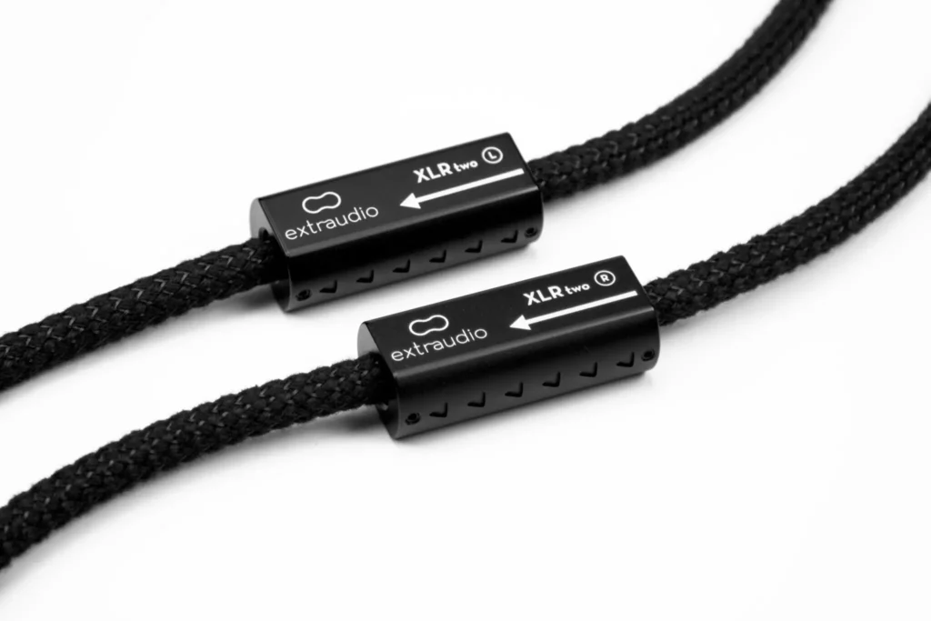 Câble de modulation analogique symétrique XLR Haute fidélité HIFI très haut de gamme blindé Extraudio. câbles audio sans coloration. câbles audio sans coloration