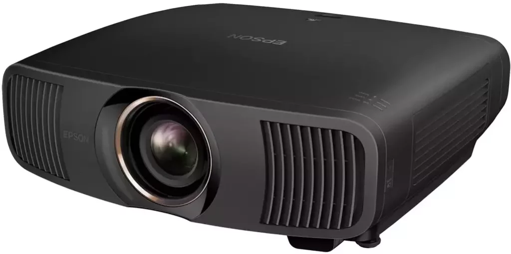 Projecteur Epson EH-QB1000 – projecteur laser 4K UHD à focale ultra courte, installation sur mesure par SON HD SALON PRIVÉ pour une expérience Home Cinéma immersive.