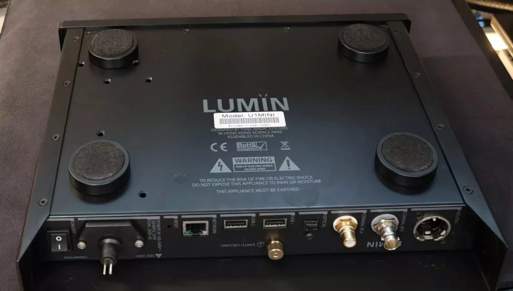 Lumin U1 Mini, dessous et plaque signalétique du modèle U1MINI